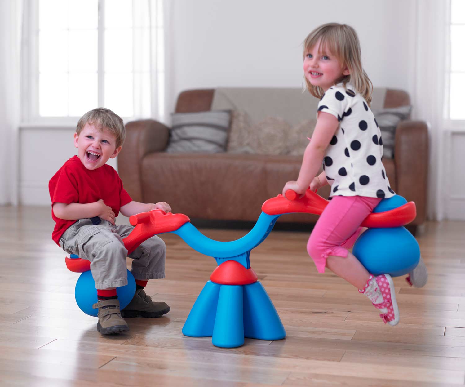 TP Toys Spiro Bouncer - blue/red